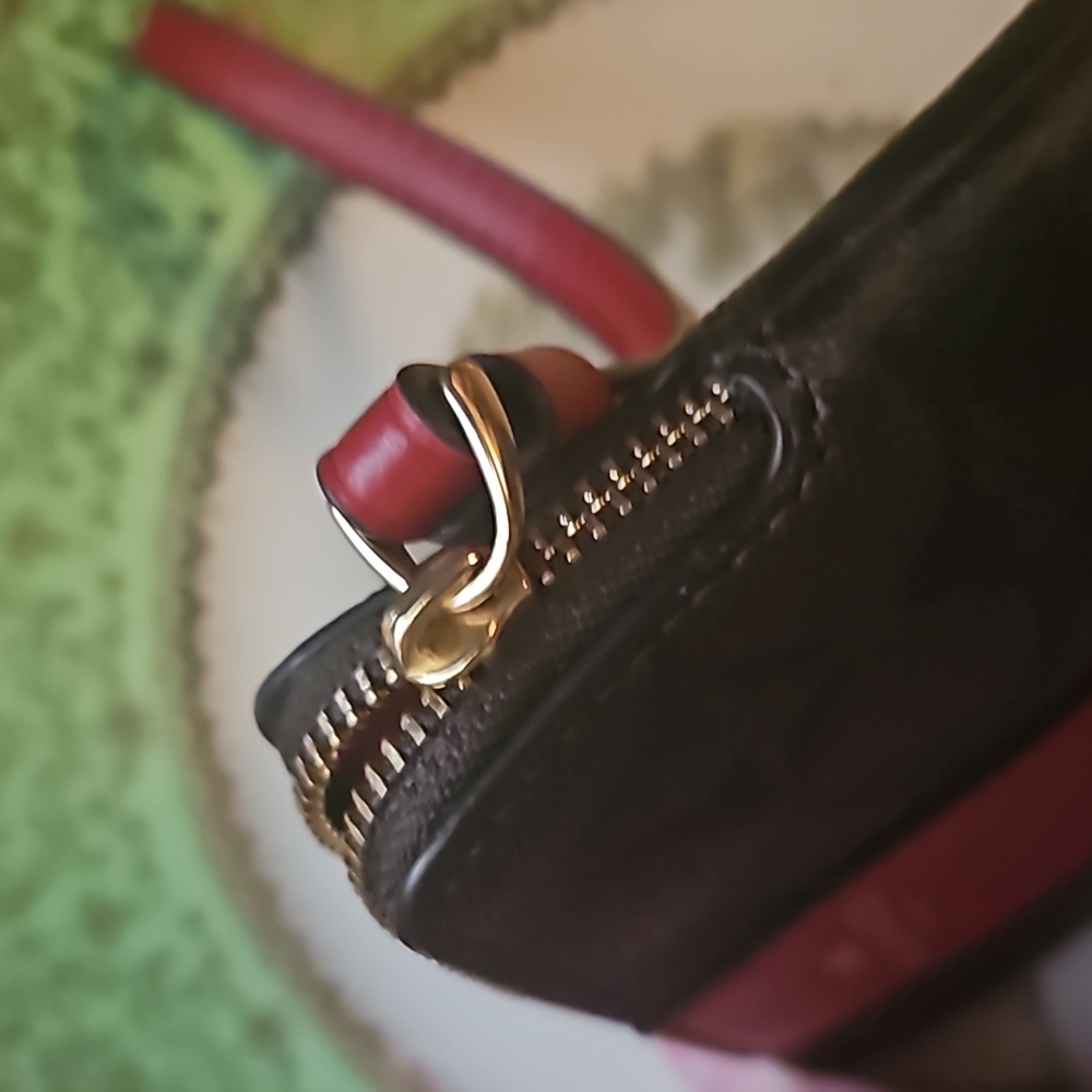 NWT Coach Corner Zip Wristlet IM/Brown 1941 Red - Picture 12 of 15